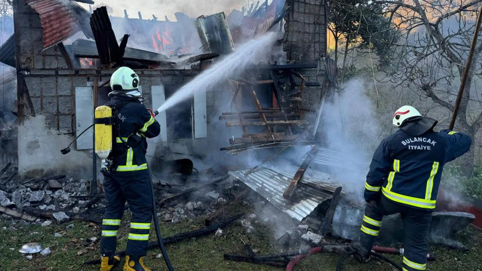 Giresun Eynesil’de Yangında 77 Yaşındaki Adam Hayatını Kaybetti, İnceleme Devam Ediyor